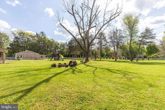 15027 BRADDOCK RD, Centreville, VA 20120