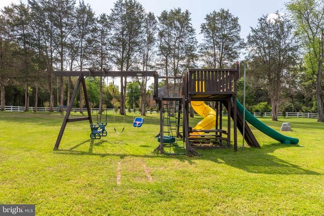 15027 BRADDOCK RD, Centreville, VA 20120
