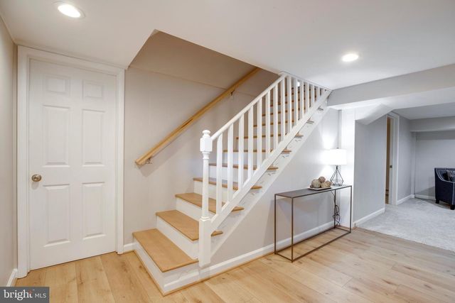 15027 BRADDOCK RD, Centreville, VA 20120