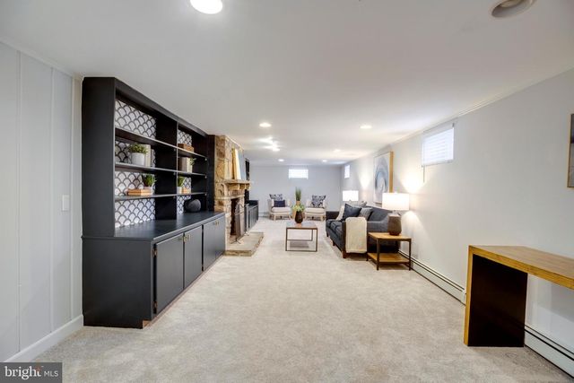 15027 BRADDOCK RD, Centreville, VA 20120