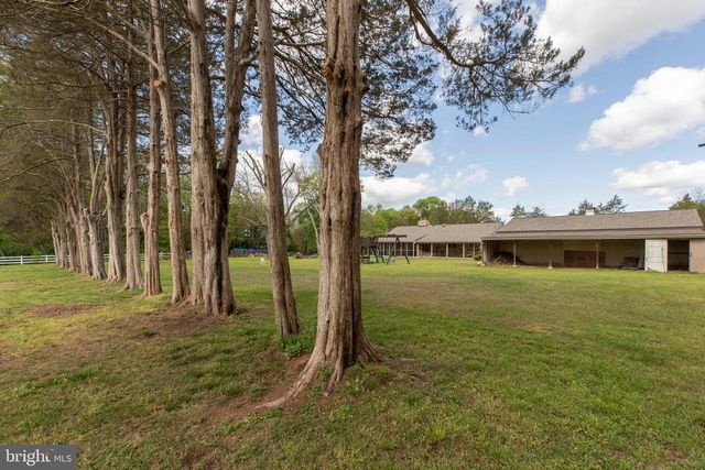 15027 BRADDOCK RD, Centreville, VA 20120