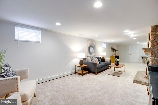15027 BRADDOCK RD, Centreville, VA 20120