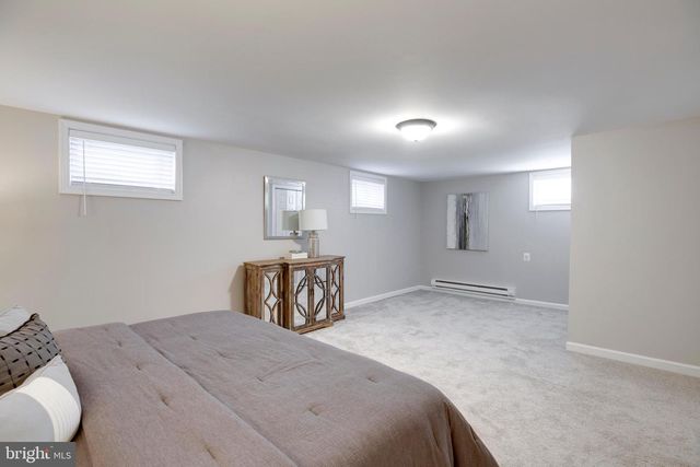 15027 BRADDOCK RD, Centreville, VA 20120