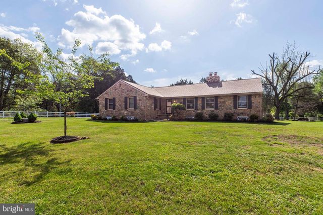 15027 BRADDOCK RD, Centreville, VA 20120
