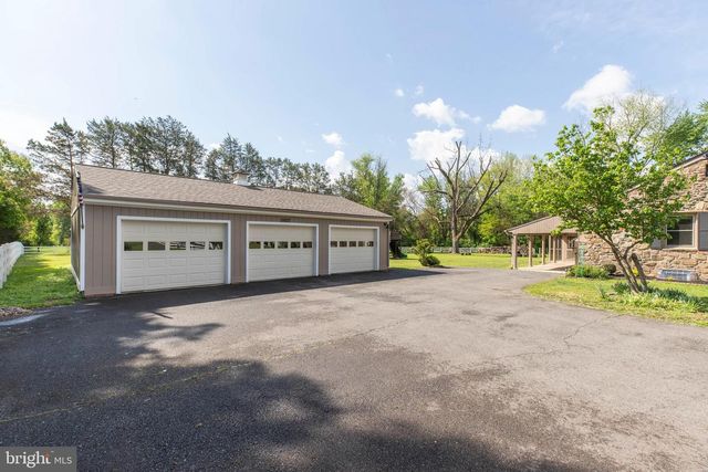 15027 BRADDOCK RD, Centreville, VA 20120