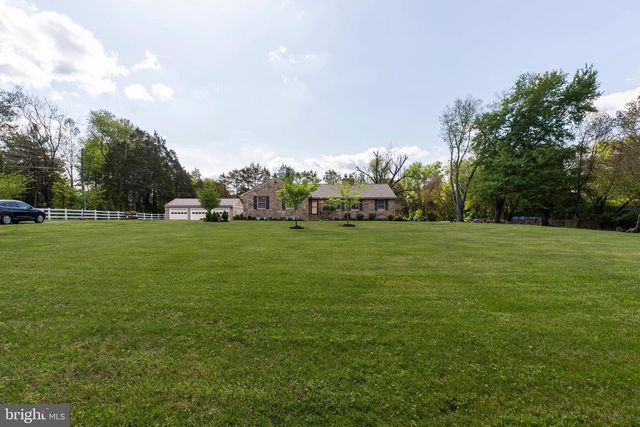 15027 BRADDOCK RD, Centreville, VA 20120