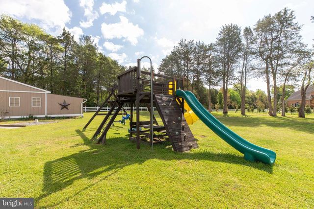 15027 BRADDOCK RD, Centreville, VA 20120