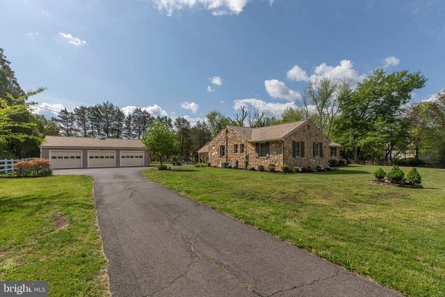 15027 BRADDOCK RD, Centreville, VA 20120