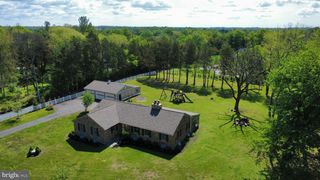 15027 BRADDOCK RD, Centreville, VA 20120