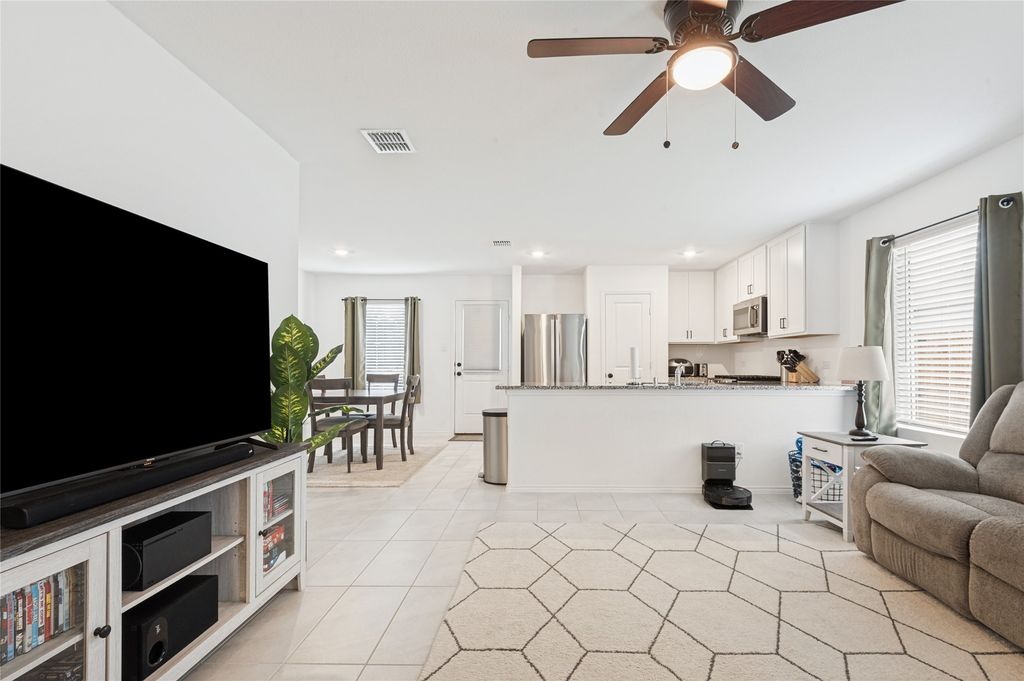 11839 Marcellus Way, Justin, TX 76247 — photo 5