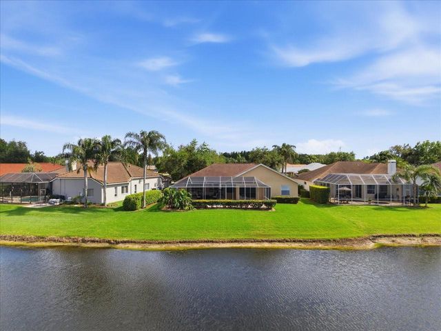 4317 BEAU RIVAGE CIRCLE, Lutz, FL 33558