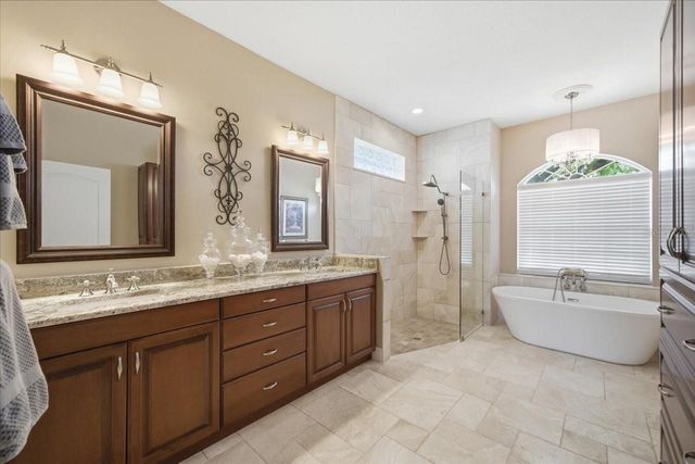 4317 BEAU RIVAGE CIRCLE, Lutz, FL 33558