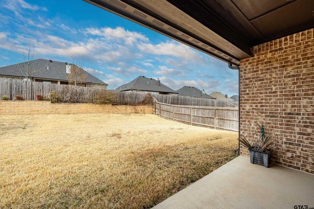 7323 Harpers Ridge, Tyler, TX 75703
