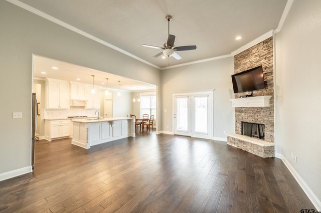 7323 Harpers Ridge, Tyler, TX 75703