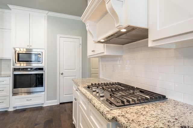 7323 Harpers Ridge, Tyler, TX 75703