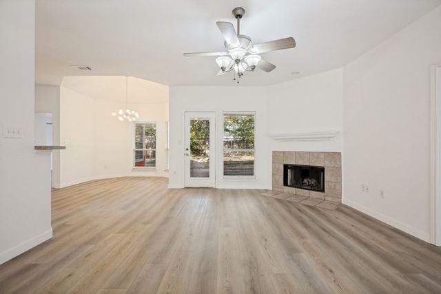 2104 Leslie Street, Denton, TX 76205