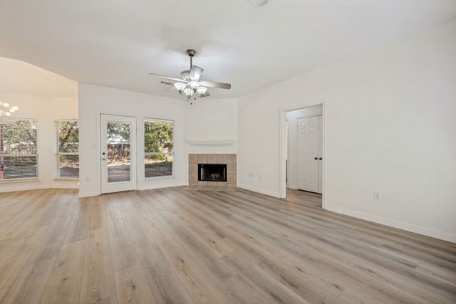 2104 Leslie Street, Denton, TX 76205