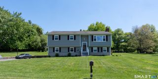 2 Carriage Drive, New Milford, CT 06776