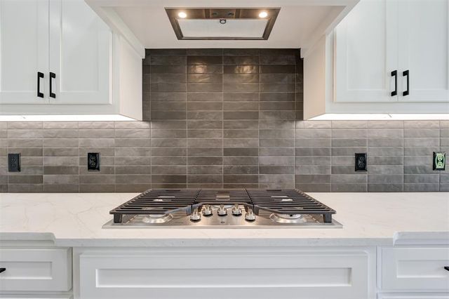 6409 NW 154th Terrace, Edmond, OK 73013