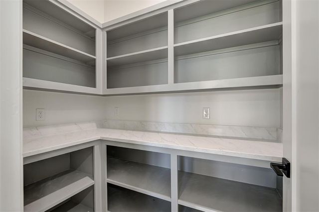 6409 NW 154th Terrace, Edmond, OK 73013