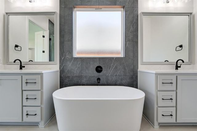 6409 NW 154th Terrace, Edmond, OK 73013