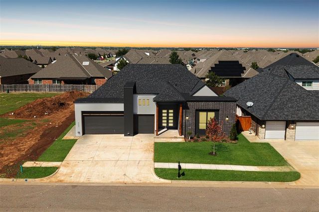 6409 NW 154th Terrace, Edmond, OK 73013