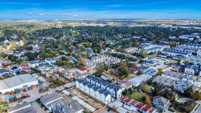 923 Fisher Street A, Houston, TX 77018