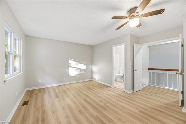 274 Thalia Trace DR, Virginia Beach, VA 23452