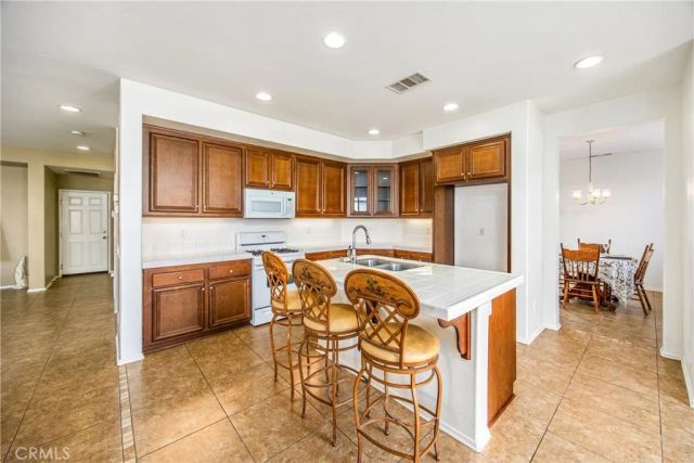 59 Helen, Beaumont, CA 92223