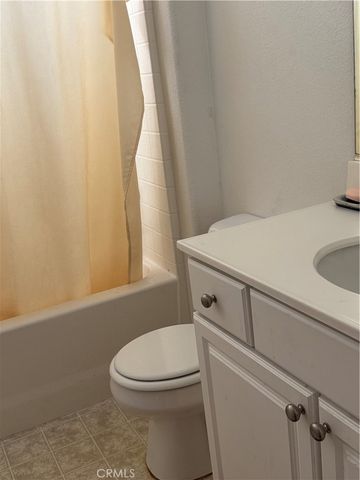 6134 Archwood Way, Palmdale, CA 93552
