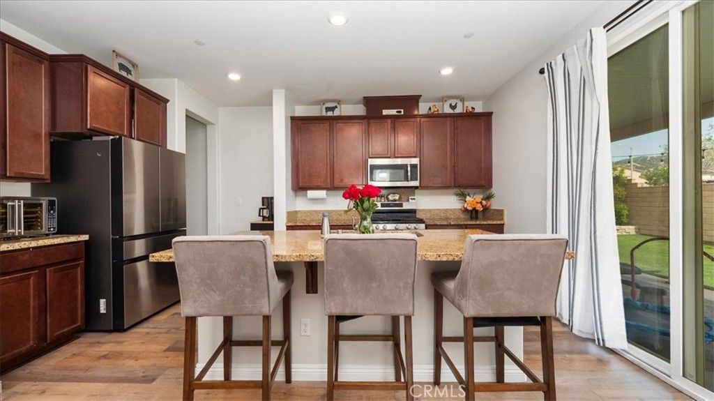 Image 9 of property listing at 3648 Fawn Lily Lane, San Bernardino, CA 92407