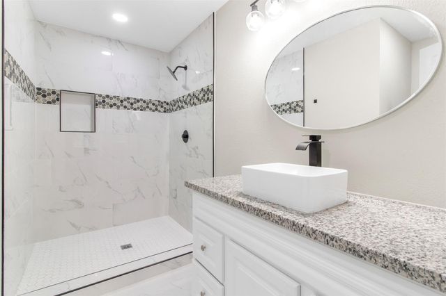 7929 Ritz Street, Houston, TX 77028