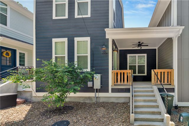 325 W Rock Street, Fayetteville, AR 72701