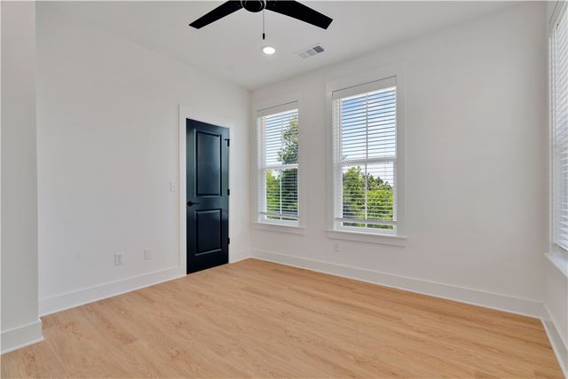 325 W Rock Street, Fayetteville, AR 72701