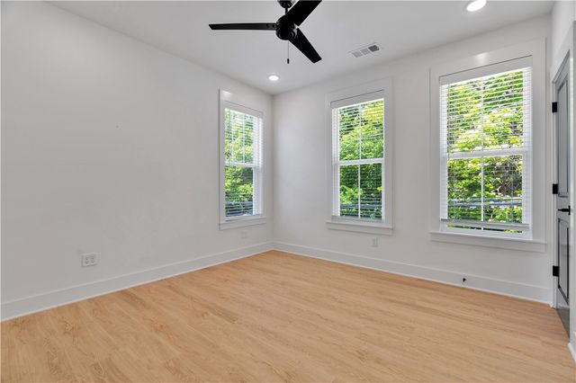 325 W Rock Street, Fayetteville, AR 72701