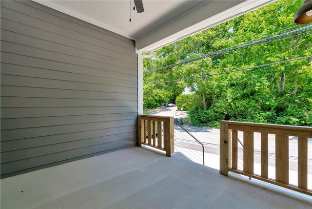 325 W Rock Street, Fayetteville, AR 72701