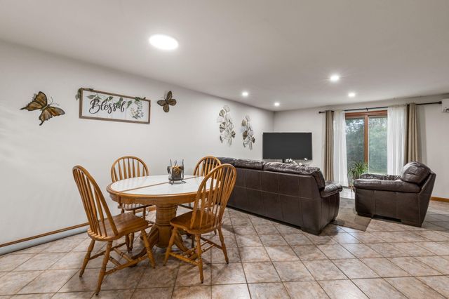 174 Lowell Road UNIT 76, Mashpee, MA 02649
