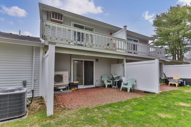 174 Lowell Road UNIT 76, Mashpee, MA 02649