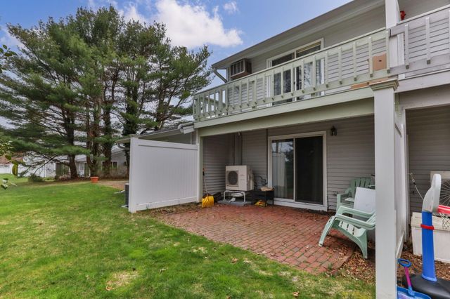 174 Lowell Road UNIT 76, Mashpee, MA 02649