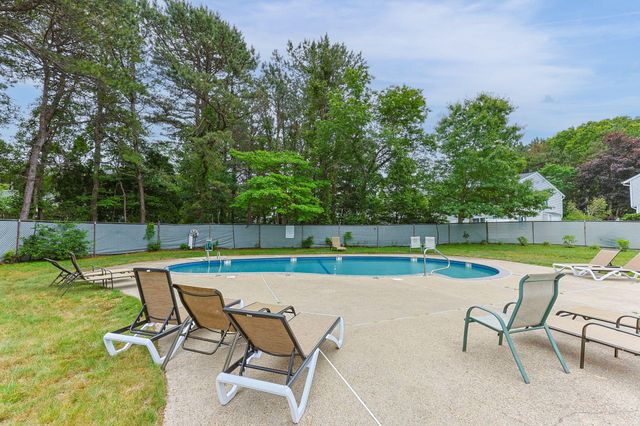174 Lowell Road UNIT 76, Mashpee, MA 02649