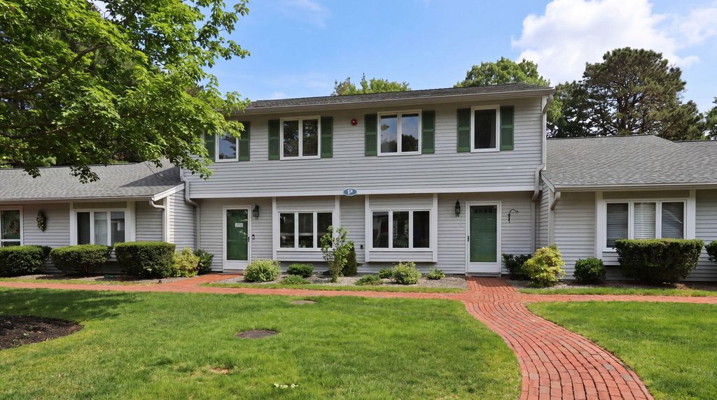 174 Lowell Road UNIT 76, Mashpee, MA 02649