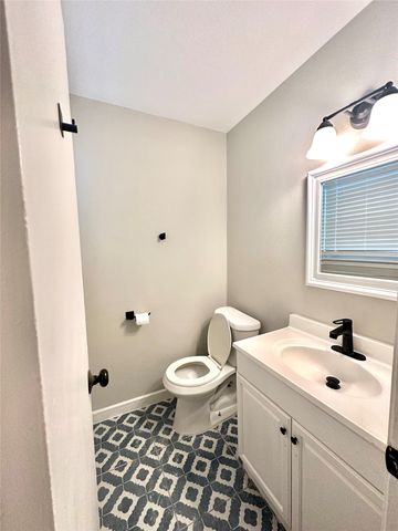 1322 Shorecrest Drive, Garland, TX 75040