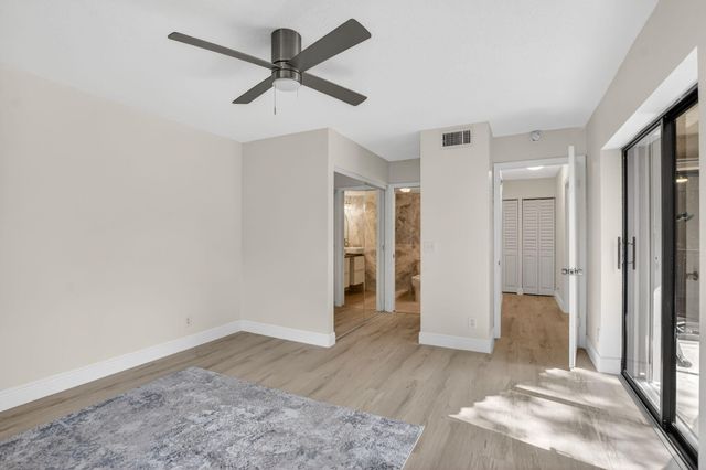 22958 Oxford Place D, Boca Raton, FL 33433