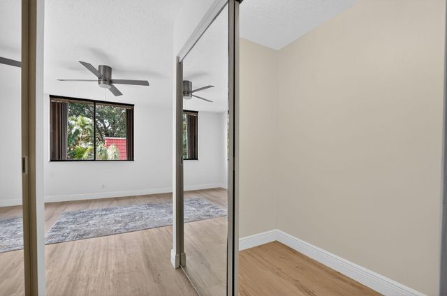 22958 Oxford Place D, Boca Raton, FL 33433