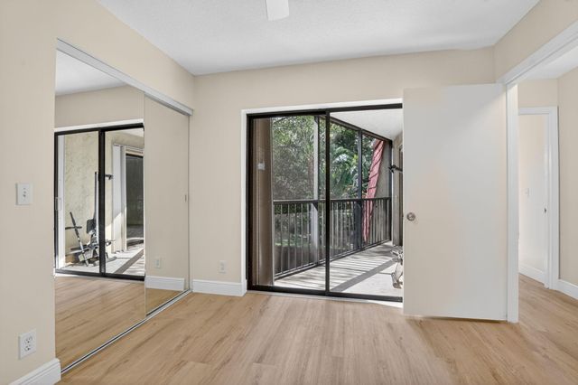 22958 Oxford Place D, Boca Raton, FL 33433