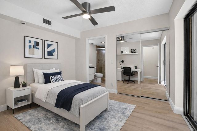 22958 Oxford Place D, Boca Raton, FL 33433