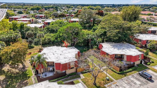 22958 Oxford Place D, Boca Raton, FL 33433