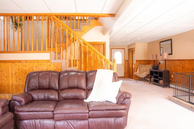 10 Lilac Street, Hudson, NH 03051