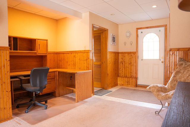 10 Lilac Street, Hudson, NH 03051