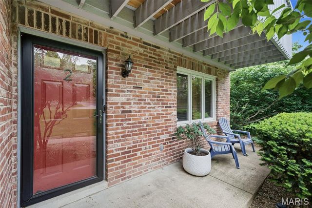 2 Hull Avenue, St Louis, MO 63119